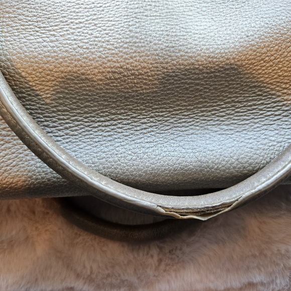 Tory Burch Gold Tote Bag with Crossbody Strap - Picture 3 of 15